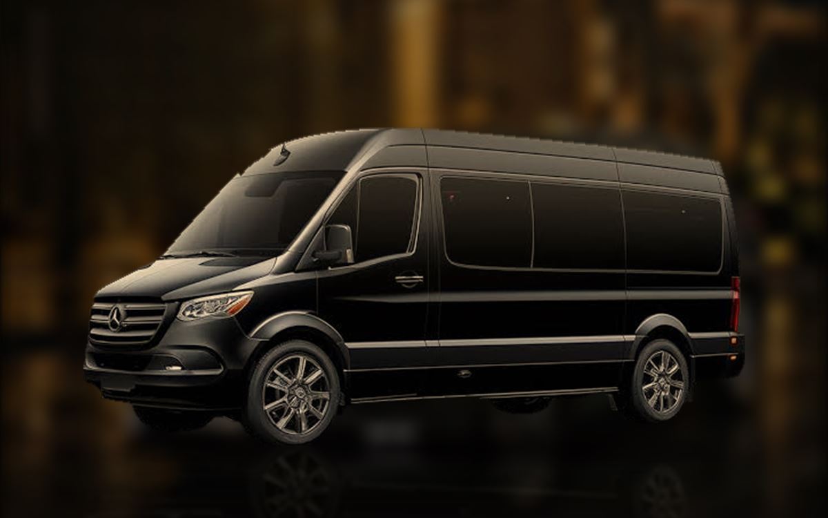 Van executiva preto